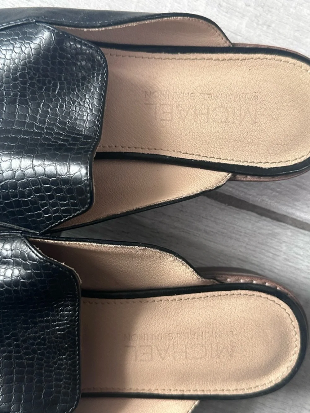 MICHAEL Michael Kors Black Croc-Embossed Leather Slide Mules - Picture 3 of 4